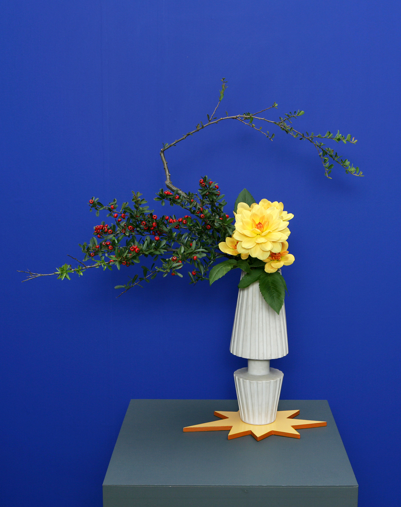 兵庫県いけばな展 において展示した光風流の作品を紹介します いけばな光風流 家元 内藤正風